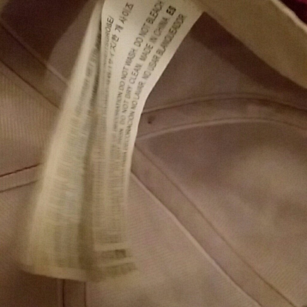 Red hat - Picture 2 of 2